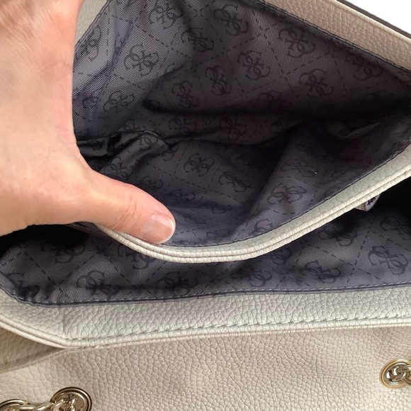 GUESS Bone Korry Crush Shoulder Bag Scandi Girl Style - Picture 8 of 14